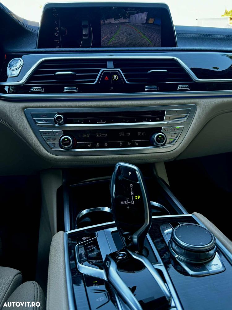 BMW Seria 7 730Ld - 11