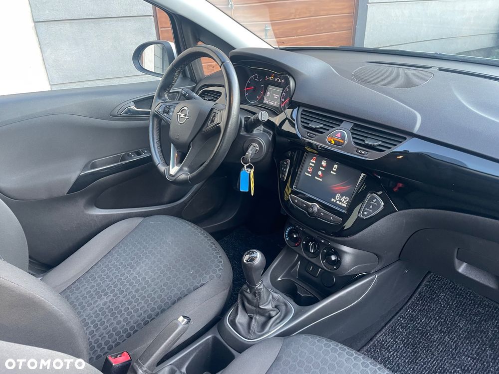 Opel Corsa 1.4 Cosmo - 12