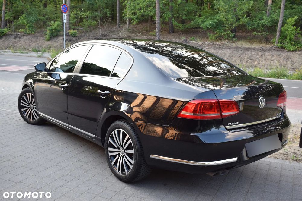 Volkswagen Passat 2.0 TDI Highline DSG - 9
