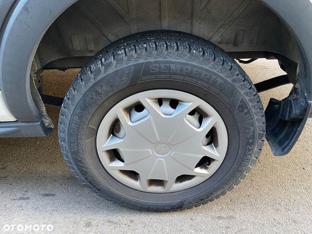 Ford Transit - 18