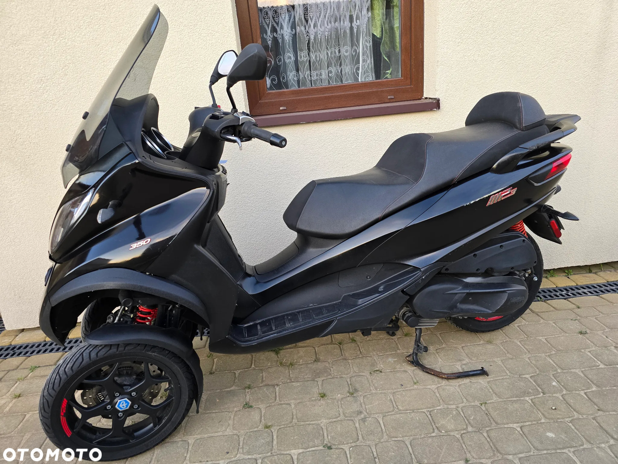 Piaggio MP-3 - 5