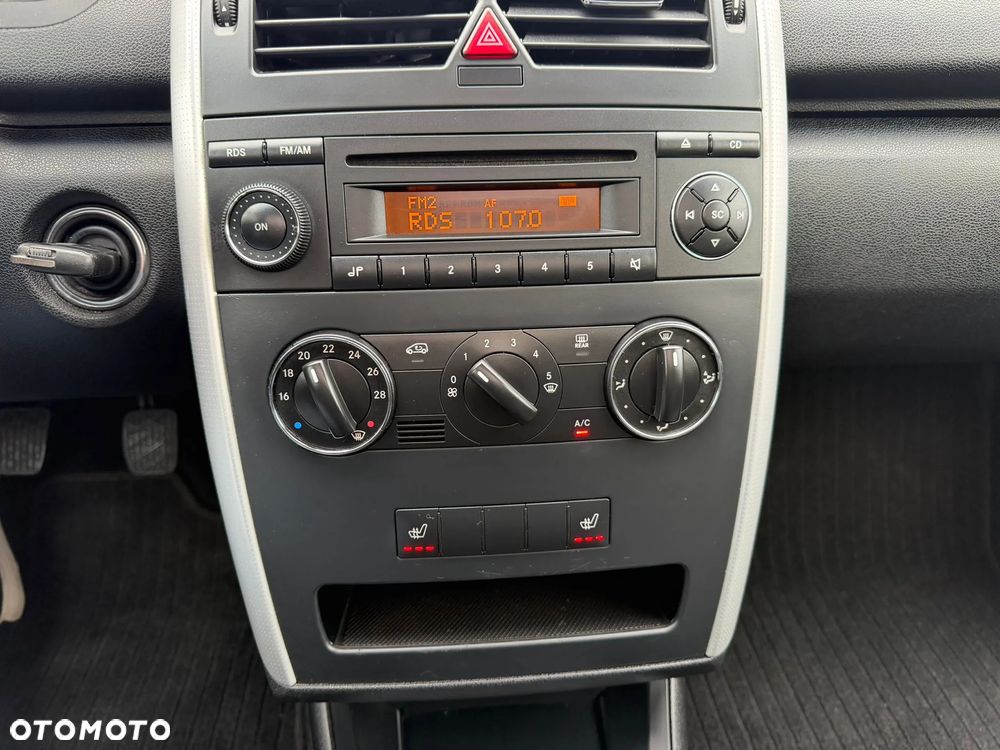 Mercedes-Benz Klasa A 150 BlueEFFICIENCY Avantgarde - 17
