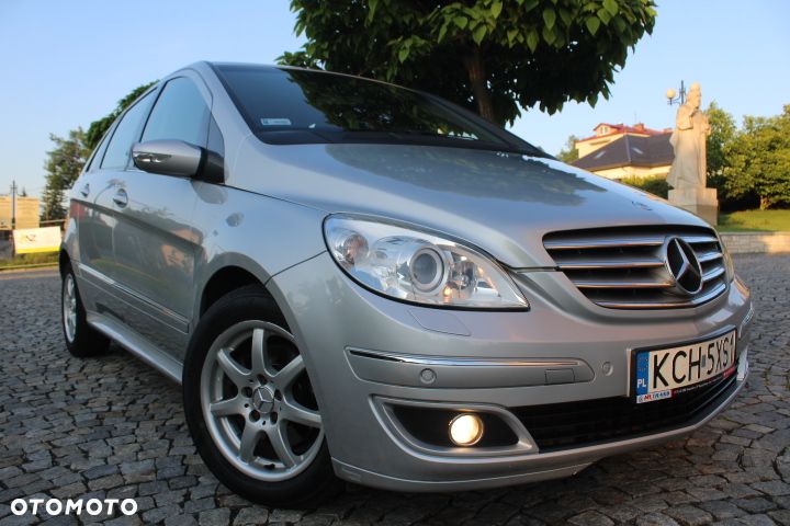 Mercedes-Benz Klasa B 180 CDI Special Edition - 37