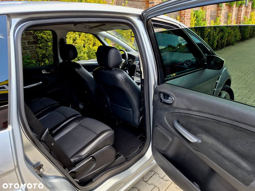 Ford S-Max 2.0 TDCi DPF Titanium - 33