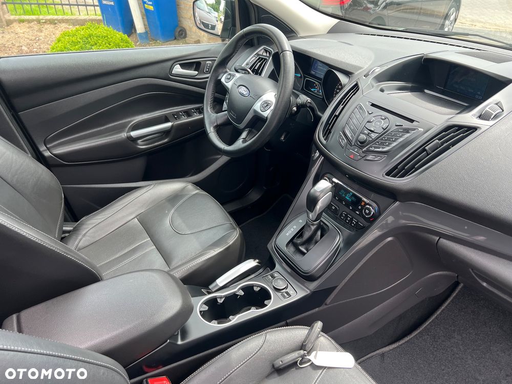 Ford Kuga 2.0 TDCi 4WD Titanium Plus - 27