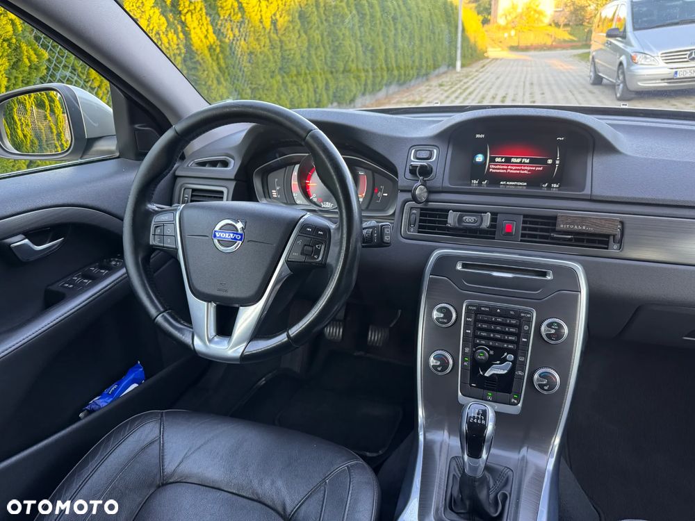 Volvo V70 D4 Drive-E Momentum - 10