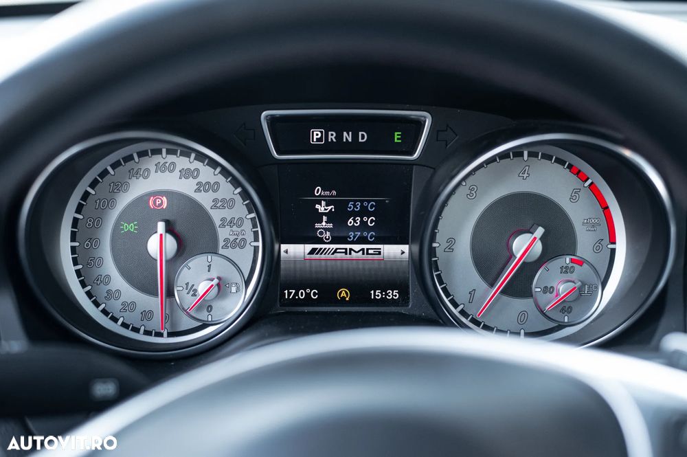 Mercedes-Benz CLA 220 - 34