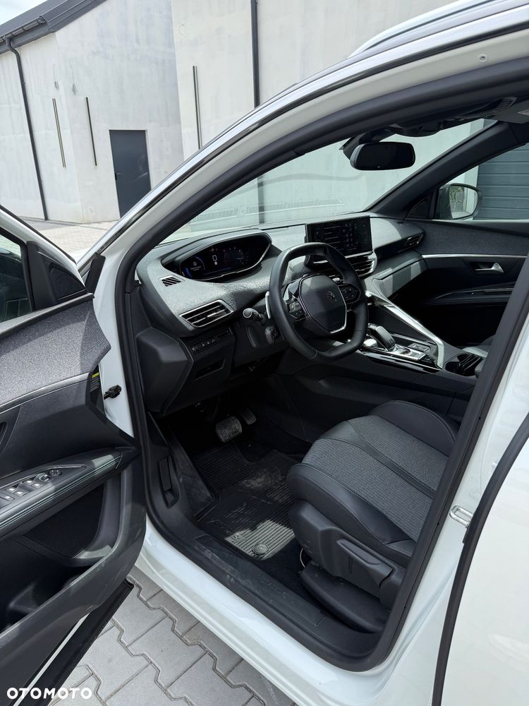 Peugeot 5008 1.5 BlueHDi Active S&S EAT8 - 6