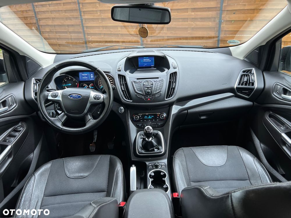 Ford Kuga - 16