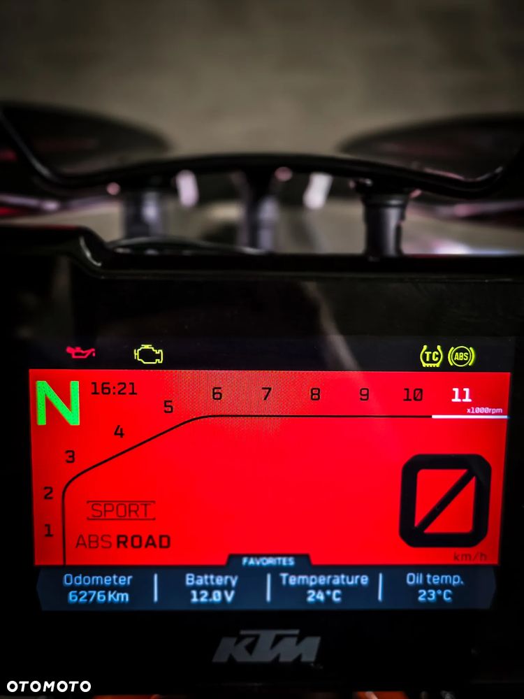 KTM Super Duke - 23