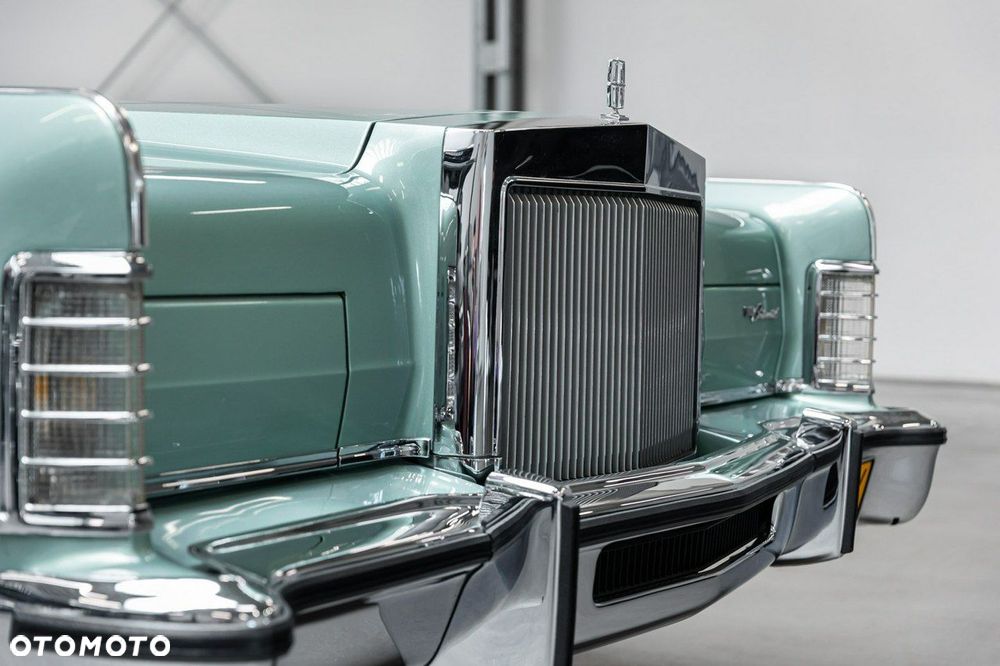 Lincoln Continental - 16