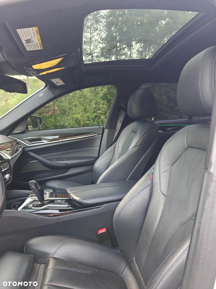 BMW Seria 5 530i M Sport sport - 28