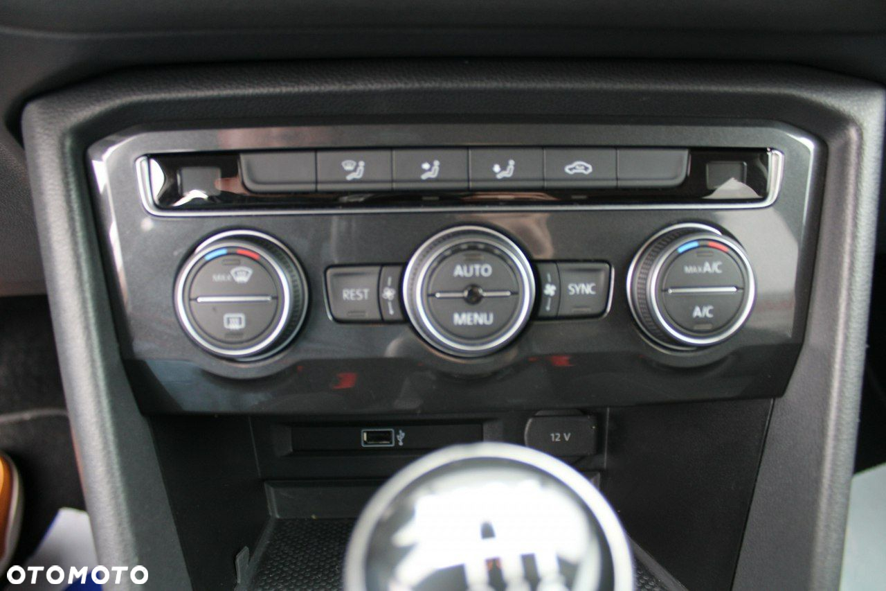 Volkswagen Tiguan Allspace 2.0 TDI SCR Comfortline - 31
