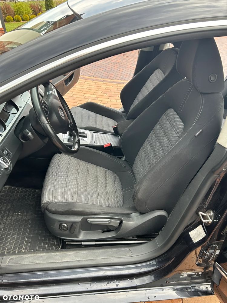 Volkswagen Passat CC - 17