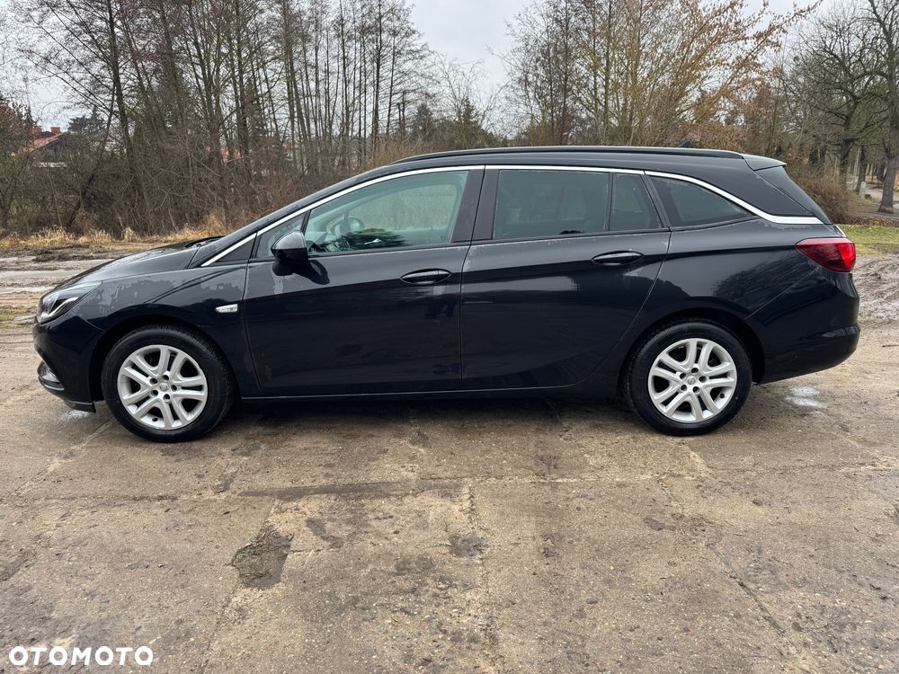 Opel Astra 1.6 CDTI Sport - 2