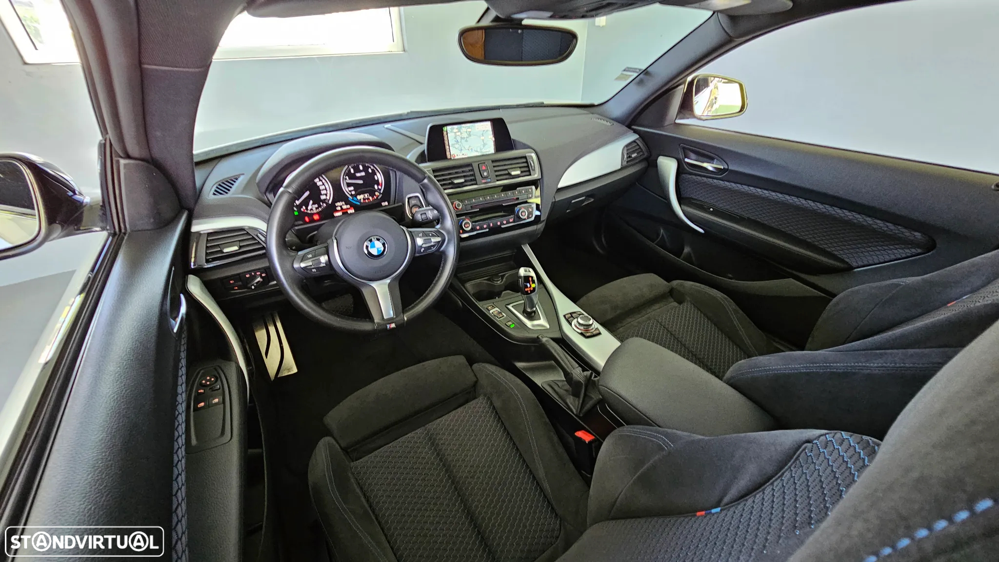 BMW 118 d Pack M Auto - 42