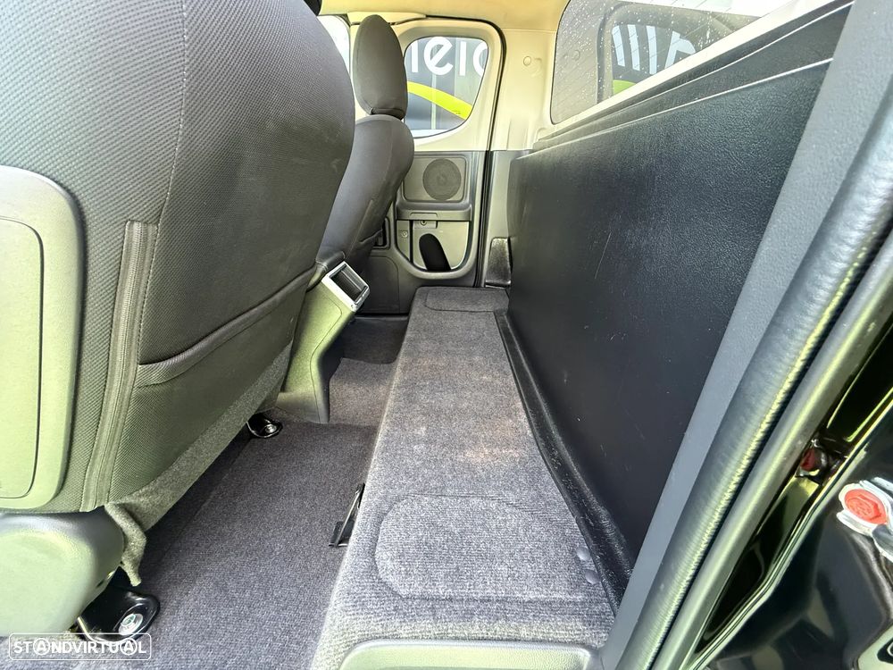 Mitsubishi L200 2.3 DI-D Strakar Club Evolution 4WD IVA DEDUTIVEL - 21