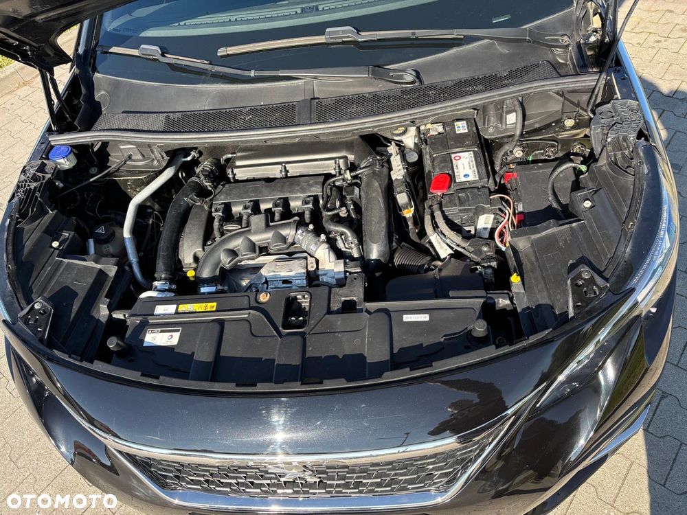 Peugeot 3008 1.6 THP Allure S&S EAT6 - 17