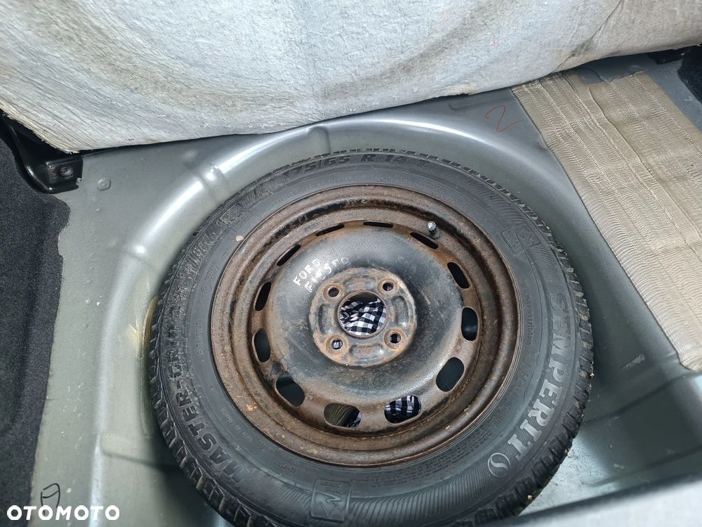 Ford Fiesta 1.25 Trend - 24