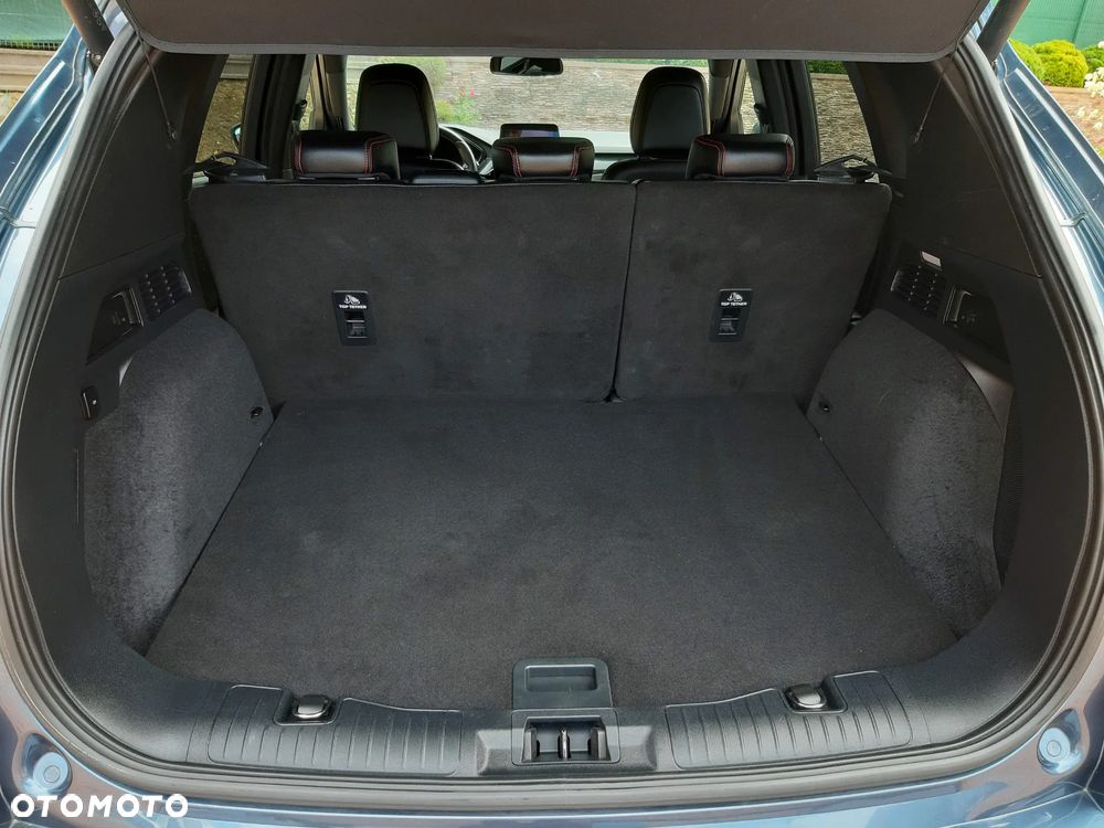 Ford Kuga 2.0 EcoBlue 4x4 ST-LINE - 36