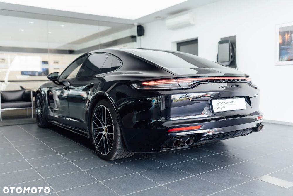 Porsche Panamera GTS - 13