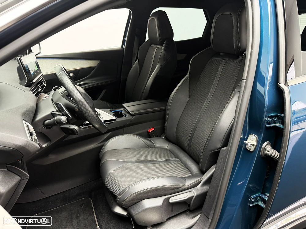 Peugeot 3008 1.6 Hybrid GT e-EAT8 - 11