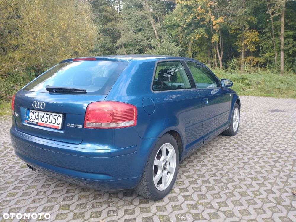 Audi A3 2.0 FSI Attraction - 4