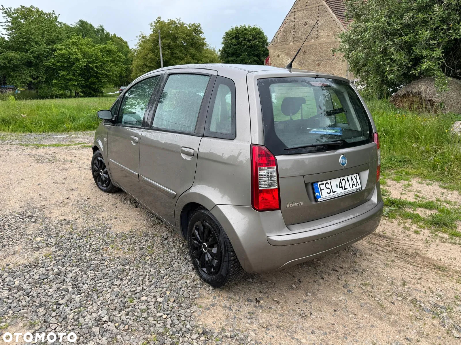 Fiat Idea - 2