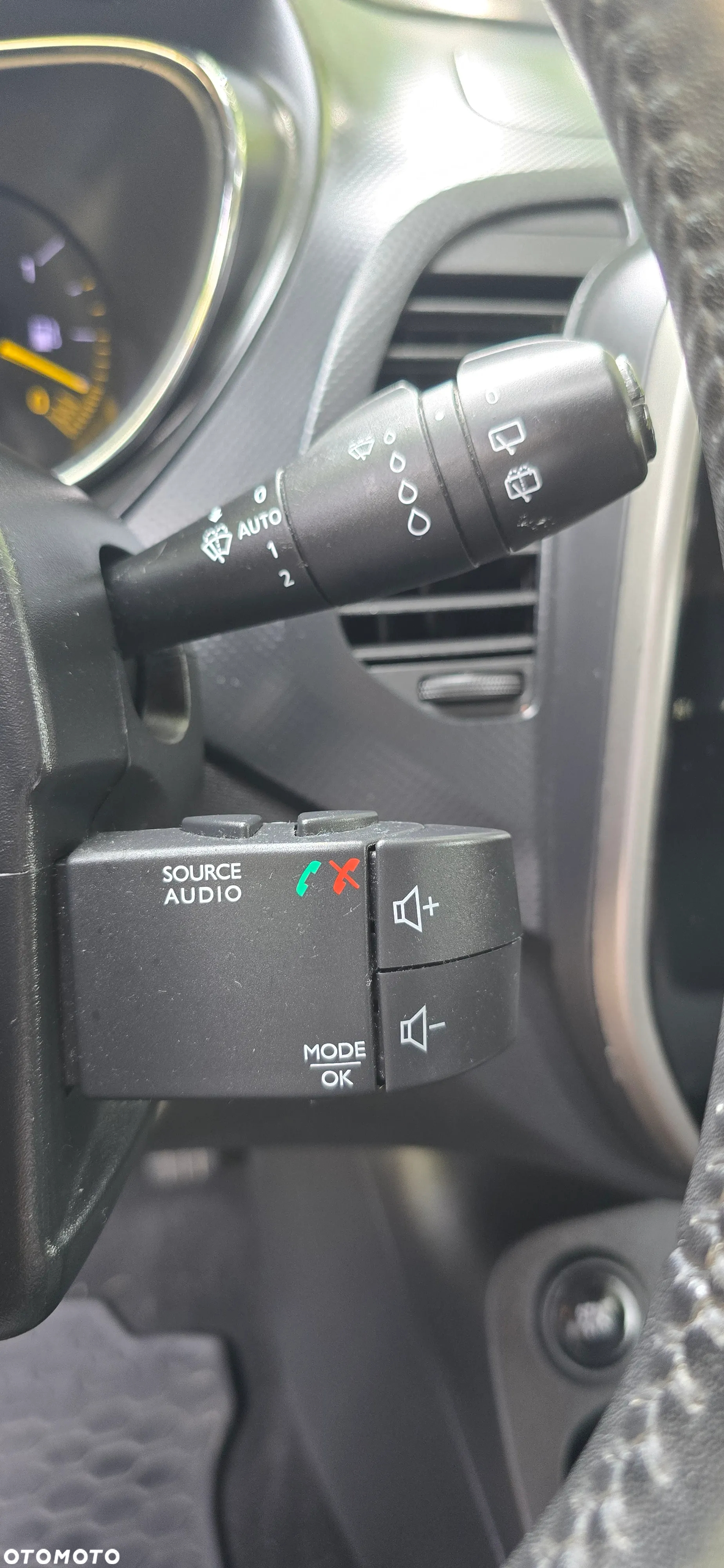 Renault Captur 0.9 Energy TCe XMOD EU6 - 20