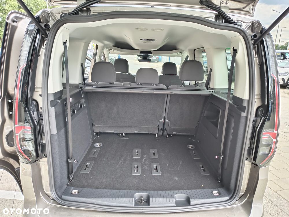 Volkswagen Caddy Maxi 1.5 TSI DSG - 8