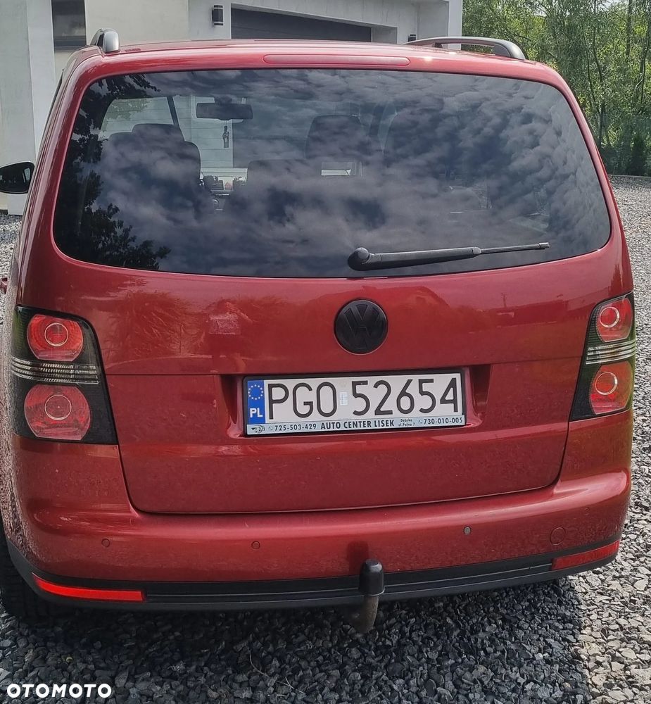Volkswagen Touran 1.9 TDI Highline DSG - 5