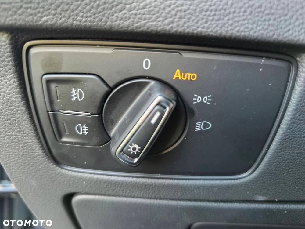 Volkswagen Passat 1.5 TSI EVO Business DSG - 16