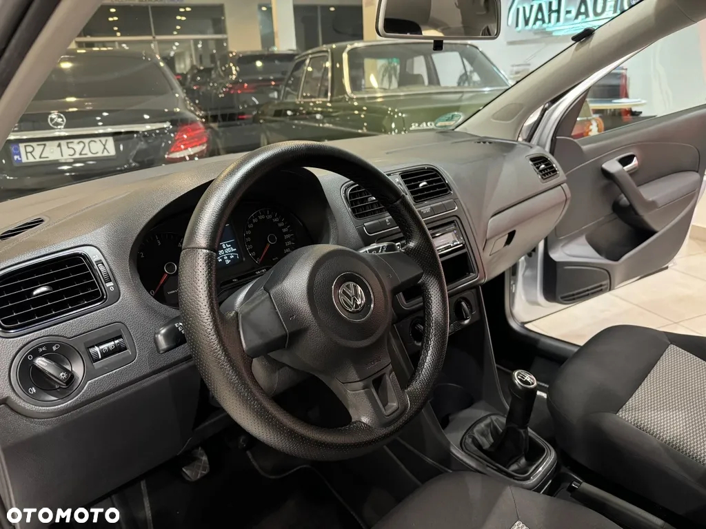 Volkswagen Polo 1.6 TDI DPF Trendline - 26