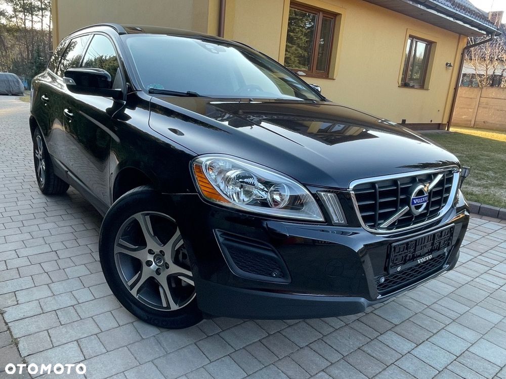Volvo XC 60 D3 AWD R Design - 6