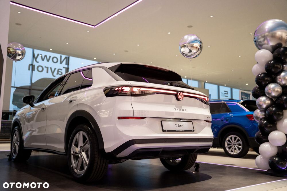 Volkswagen T-Roc - 10