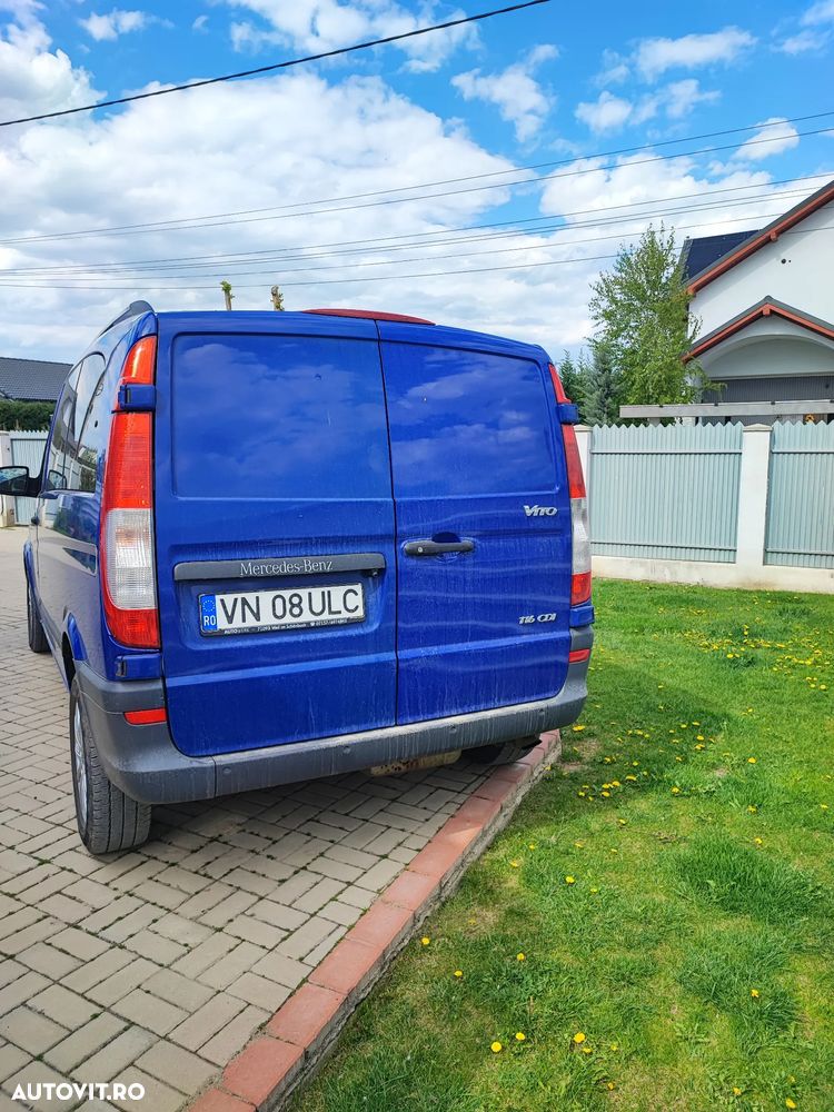 Mercedes-Benz Vito Kompakt Aut. Mixto - 6