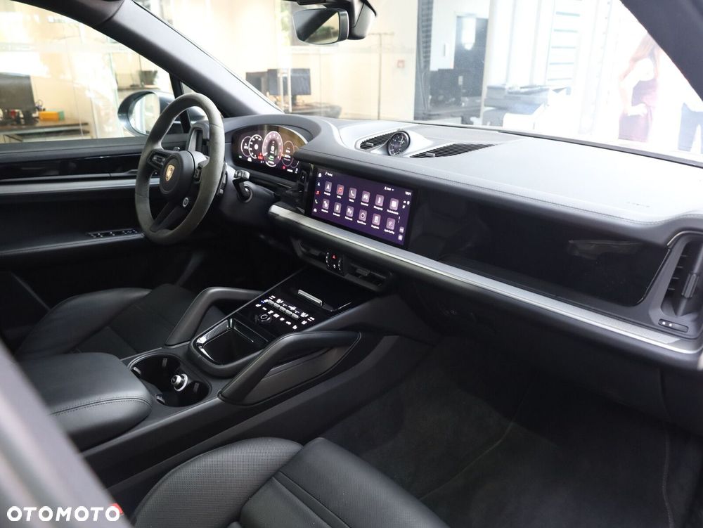 Porsche Cayenne - 9