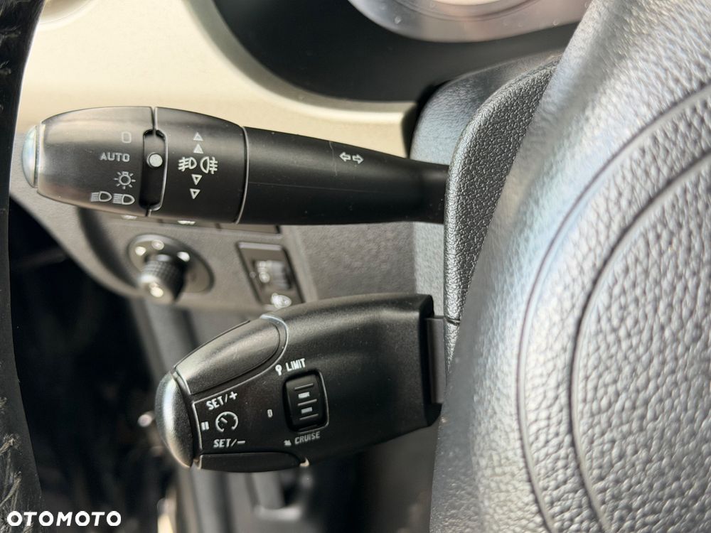 Citroën Berlingo 1.6 HDi Exclusive - 19