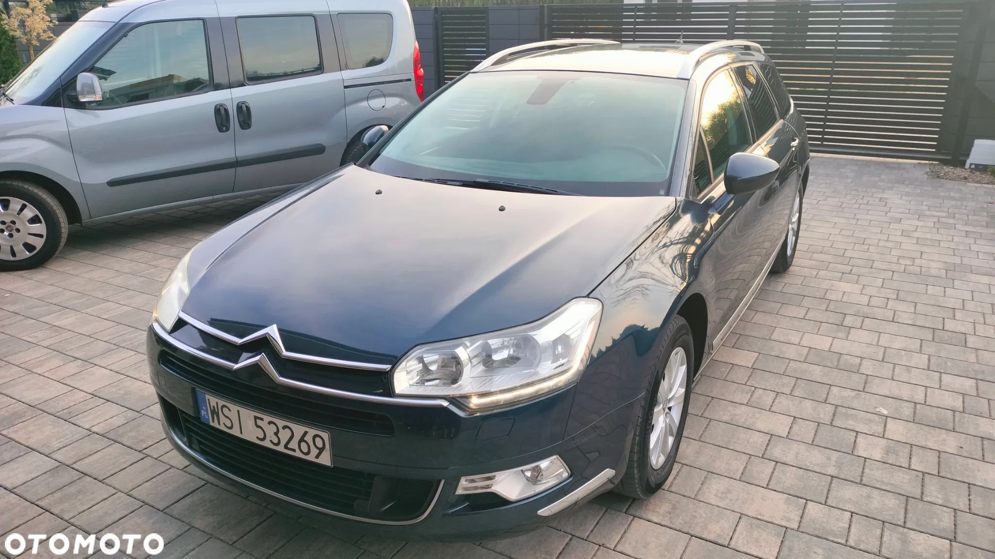 Citroën C5 1.6 HDi Attraction - 1
