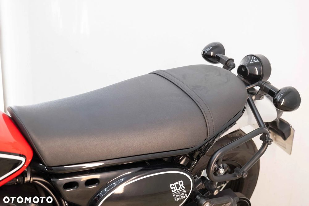 Yamaha SCR - 18