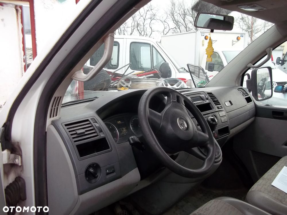 Volkswagen transporter T5 - 3