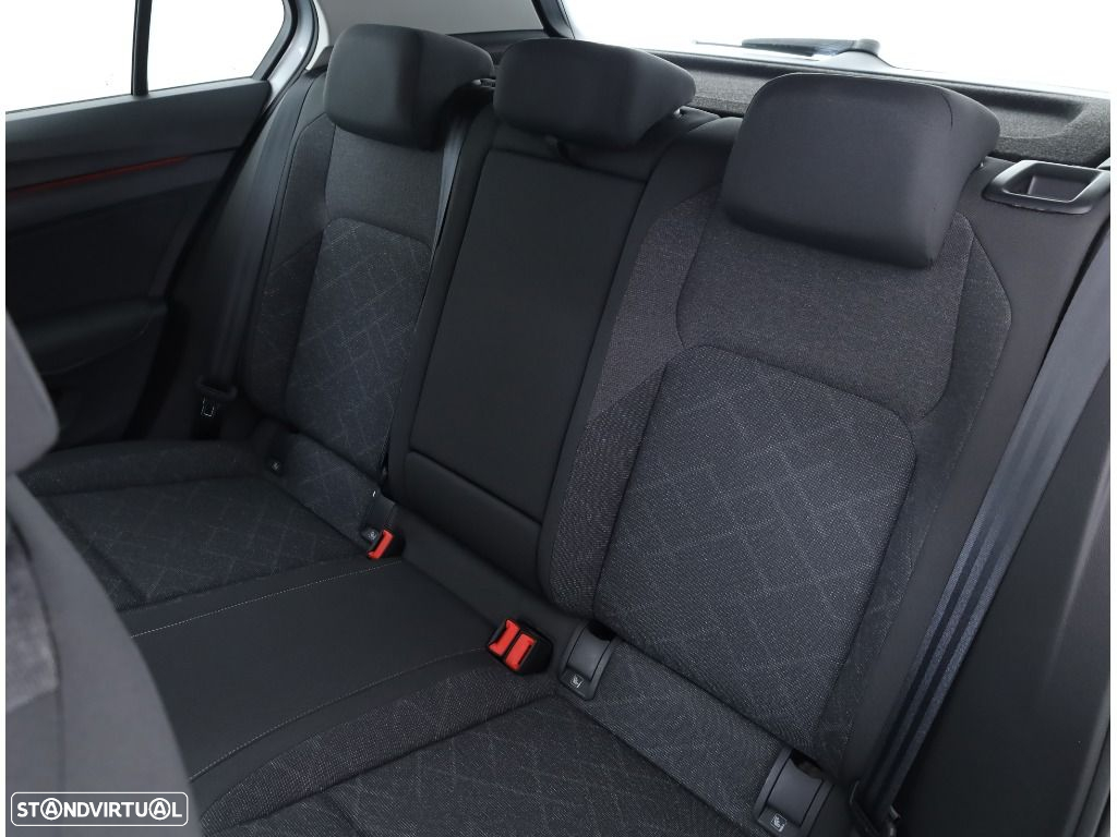 VW Golf 2.0 TDI Life - 25