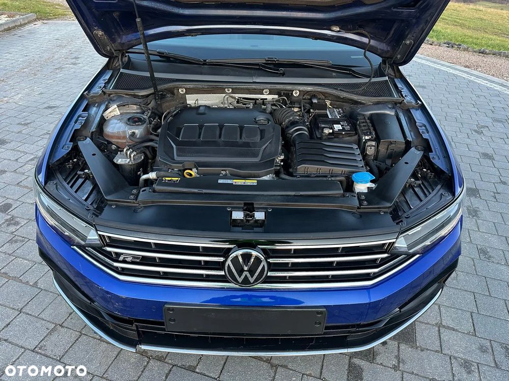 Volkswagen Passat Variant 2.0 TDI SCR DSG R-Line - 7