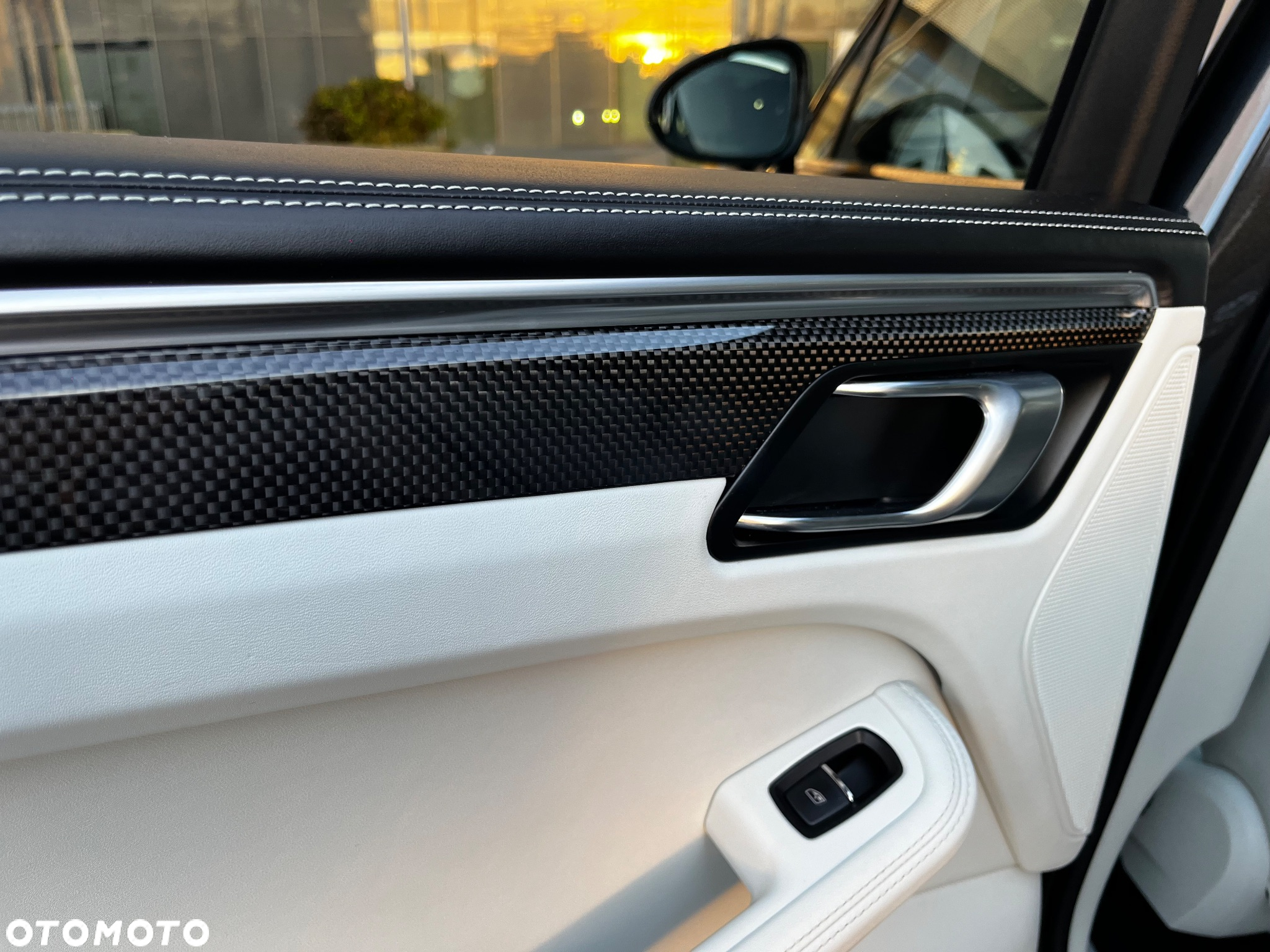Porsche Macan S - 28
