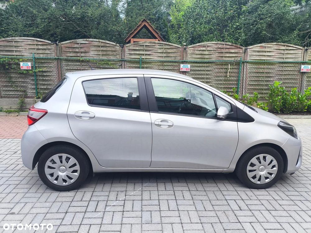 Toyota Yaris 1.5 Active - 5
