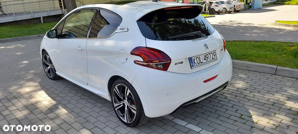 Peugeot 208 1.6 e-THP GTi S&S - 6