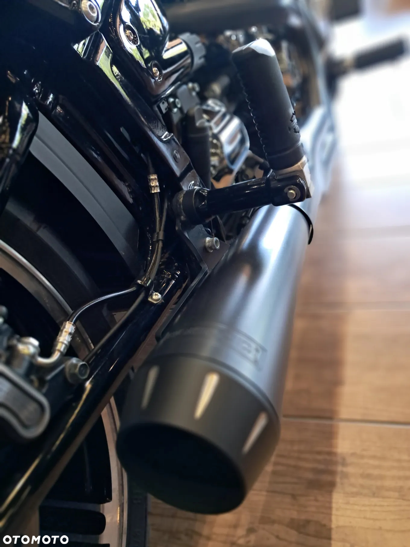Harley-Davidson Softail Breakout - 2