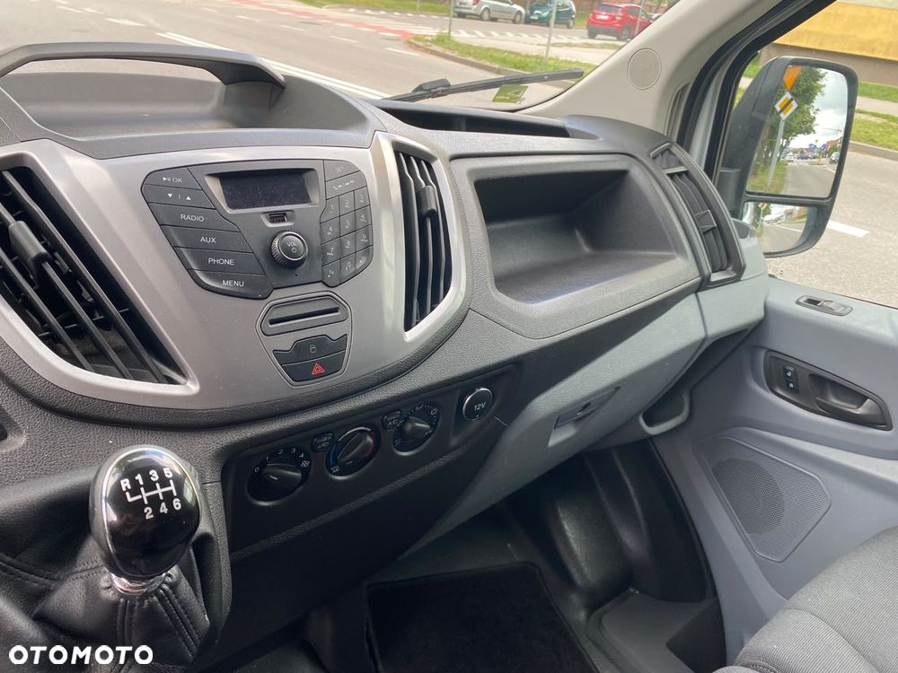 Ford Transit - 10
