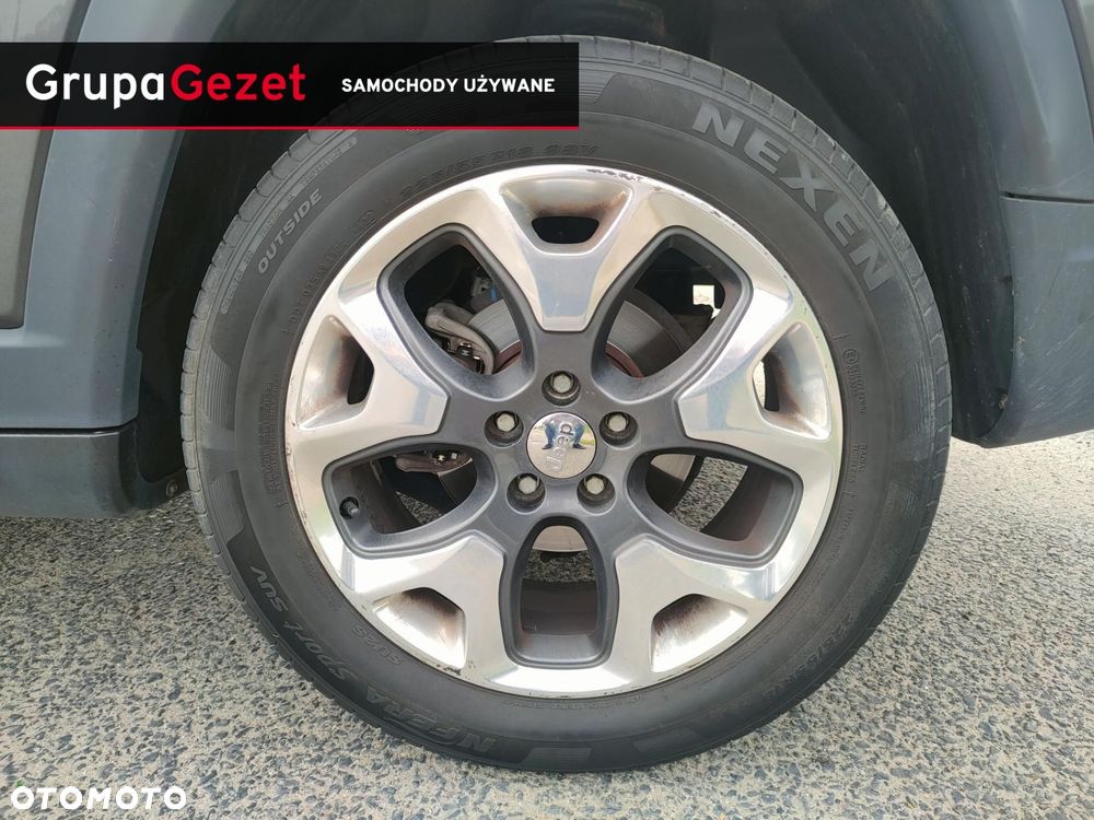 Jeep Compass - 23