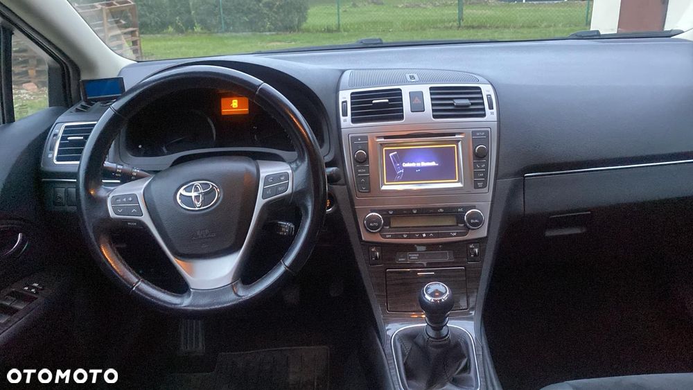 Toyota Avensis 1.8 Active - 5